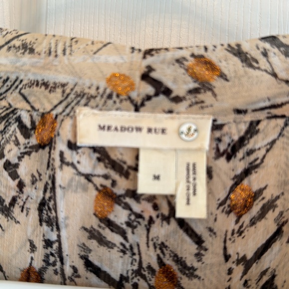 Printed Anthropologie Blouse w/ Neck Tie  - Size M - Picture 4 of 5